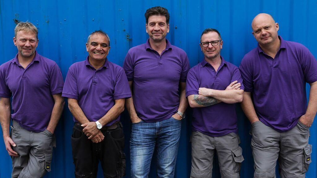 More Handles Supports The BBCs DIY SOS
