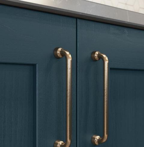 Close up of the Mornington Kitchen with Claremont cabinet fittings.